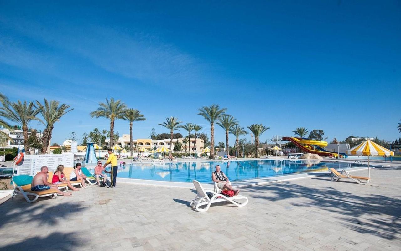 Riviera Hotel - Family Only Port El Kantaoui Ngoại thất bức ảnh