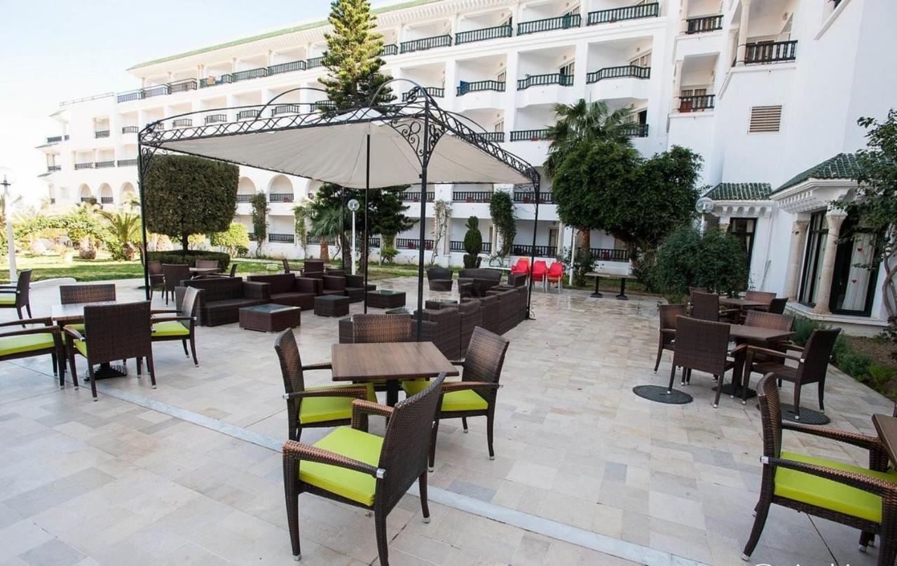 Riviera Hotel - Family Only Port El Kantaoui Ngoại thất bức ảnh